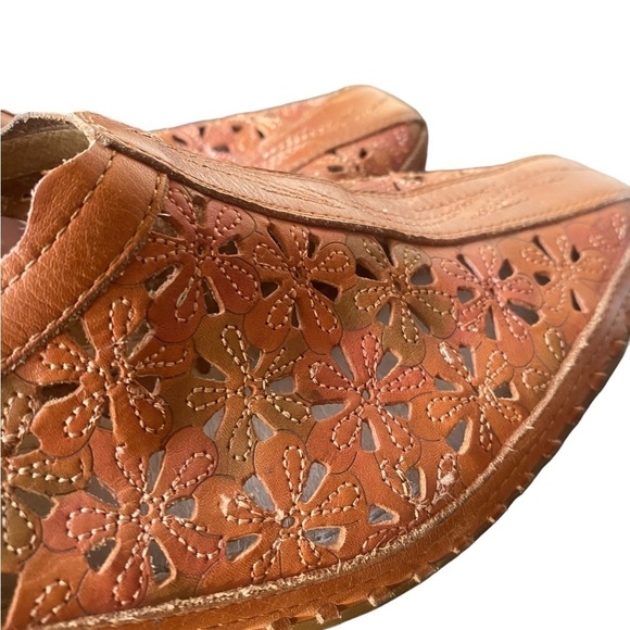 PIKOLINOS Romana Laser Cut Floral Leather Slingbacks I Size: 5.5-6 - Picture 7 of 16